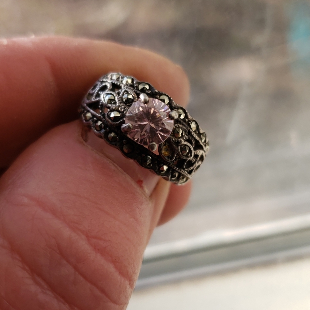Sterling Silver Ornate Ring Sz 6.5